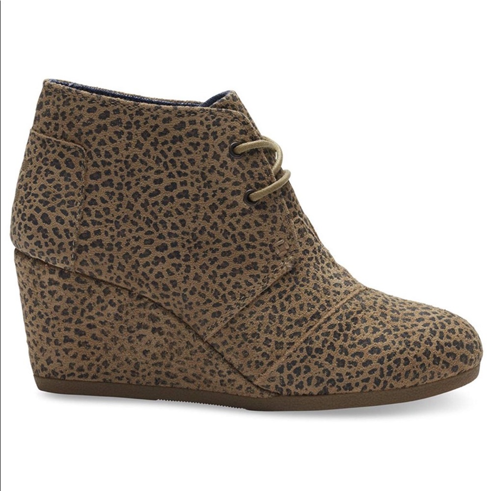 ⚡SALE⚡NWOT Toms Cheetah Desert Wedge Booties